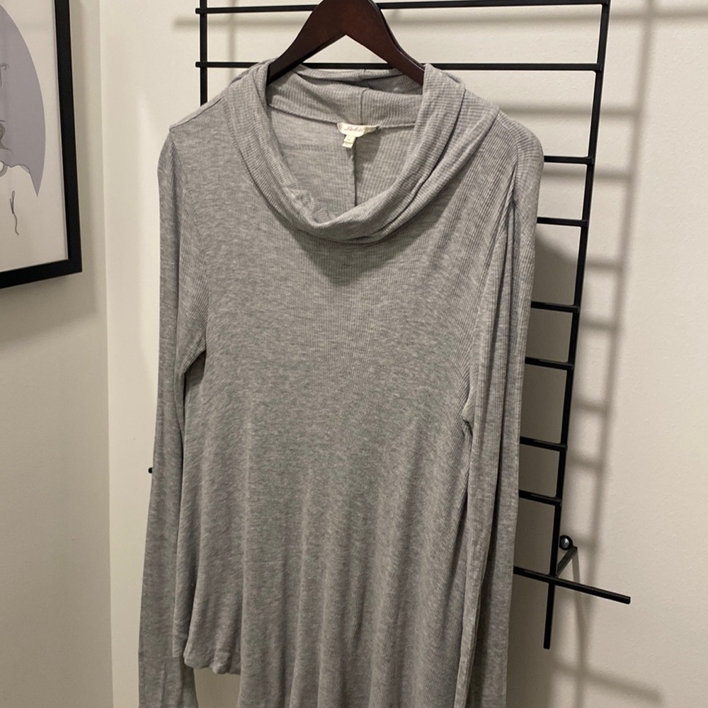 Deletta heather grey long sleeve cowl neck
